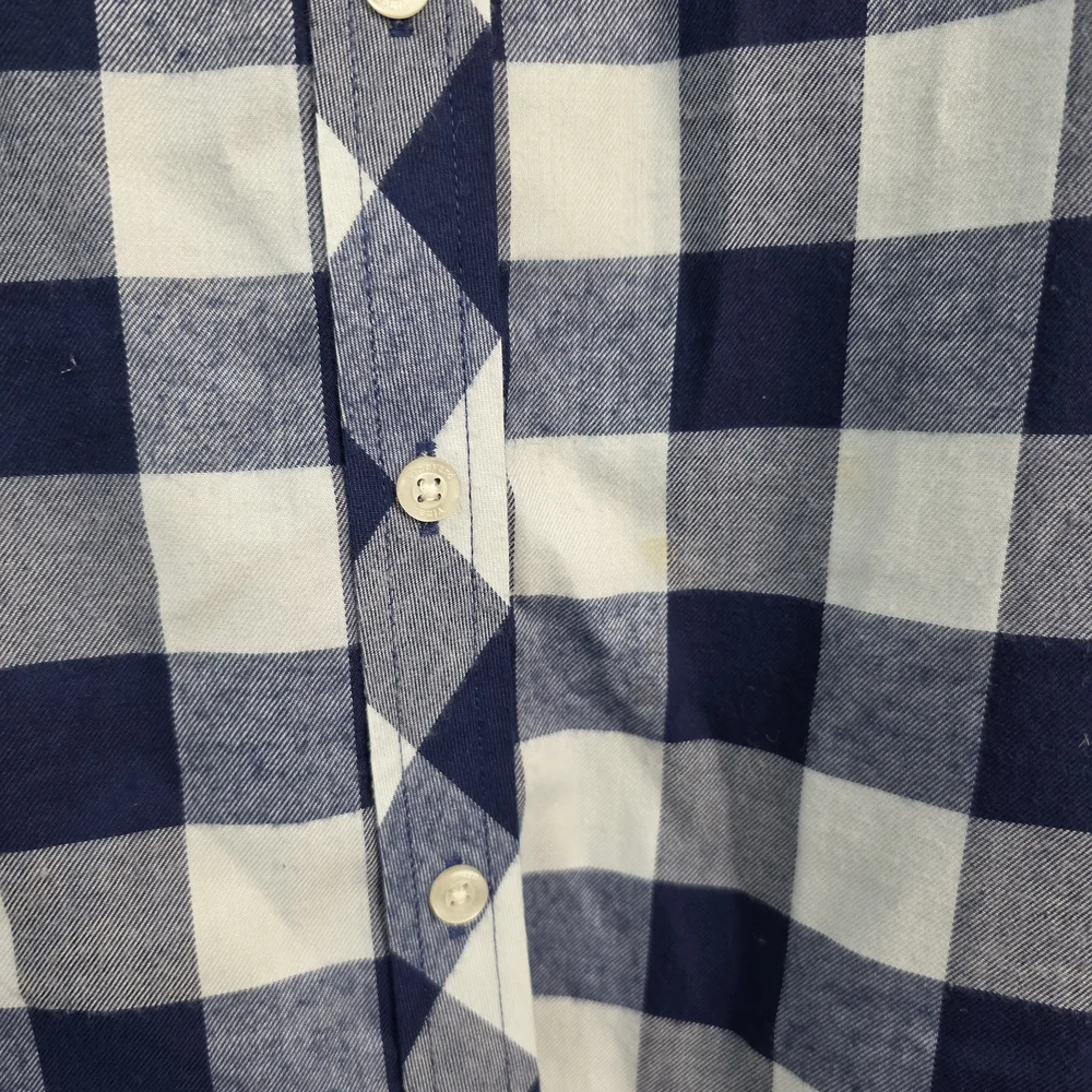 Vineyard Vines Navy and White Plaid Shirt - Picture 6 of 14